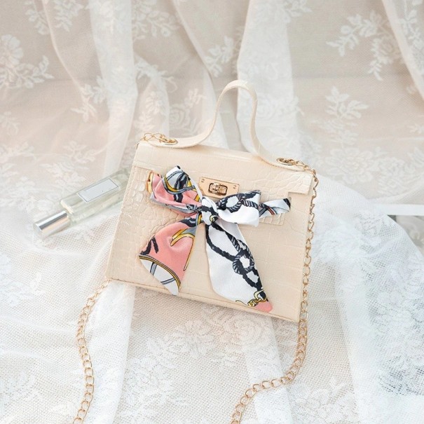 Damehåndtaske i læder M938 beige