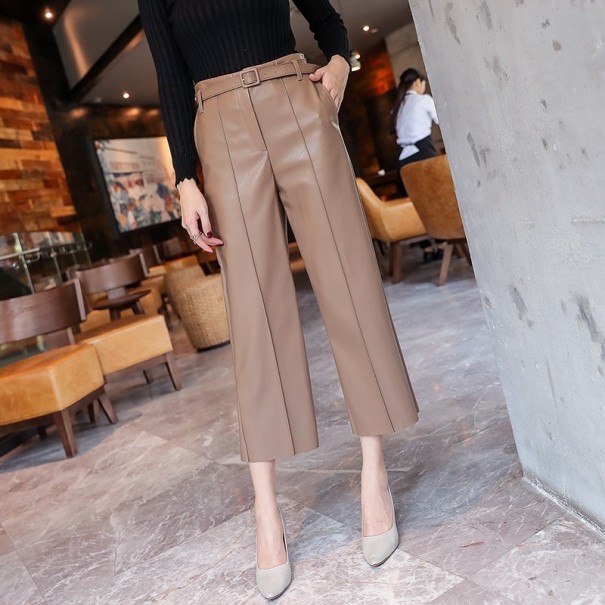 Damen-3/4-Hose aus Kunstleder khaki M