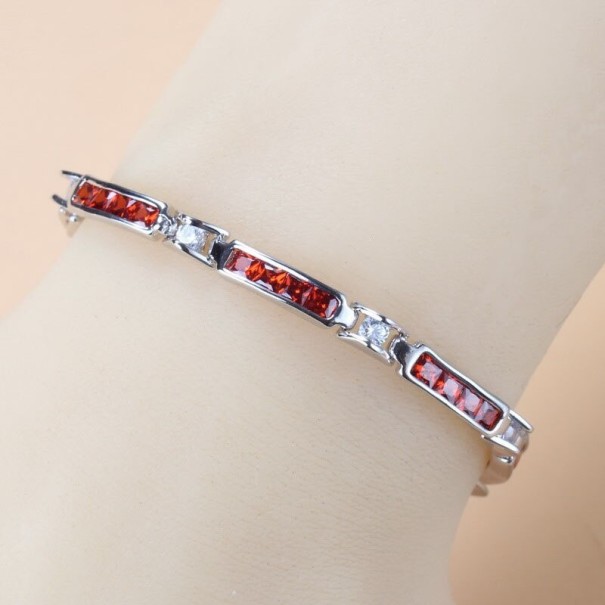 Damen-Bandarmband mit Strasssteinen rot