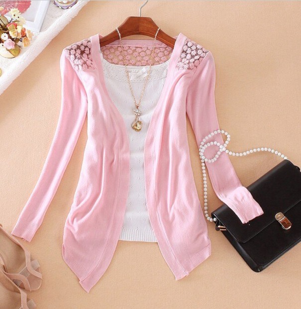 Damen-Cardigan mit Blumenstickerei hellrosa