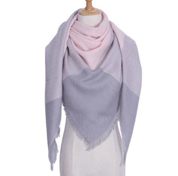 Damen Dreiecksschal für den Winter Großer Maß 135 x 135 x 200 cm Auffällige farbige Flächen und kurze Fransen Für den Hals und über die Schultern 1