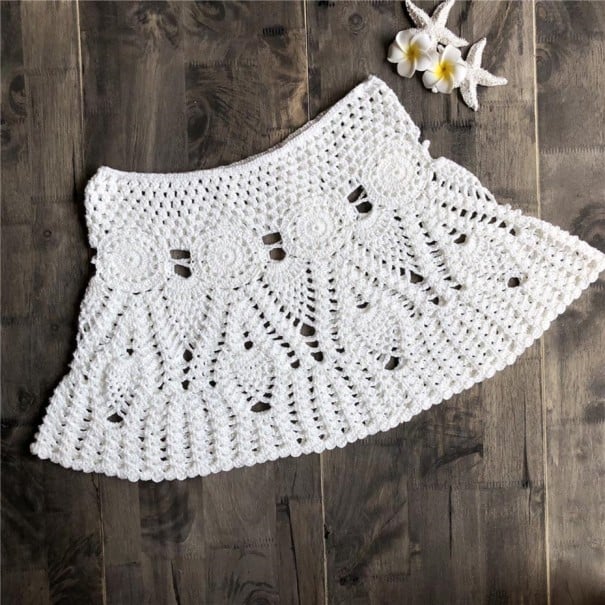 Damen gestrickter Minirock Durchbrochenes Muster mit kreisförmigen Motiven Ausgestellter A-Linien-Schnitt Schnur zum Binden in der Taille weiß