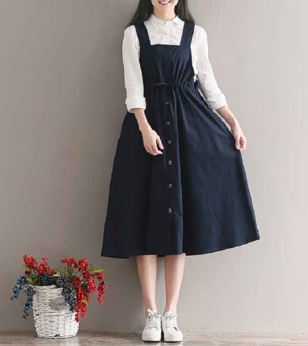 Damen-Midikleid mit ausgestelltem Rock L