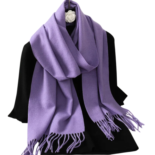 Damen Schal 33x180 cm Einfarbiger weicher Schal mit Fransen Leichter wärmender Accessoire aus Polyester Eleganter Schal für Herbst und Winter lila