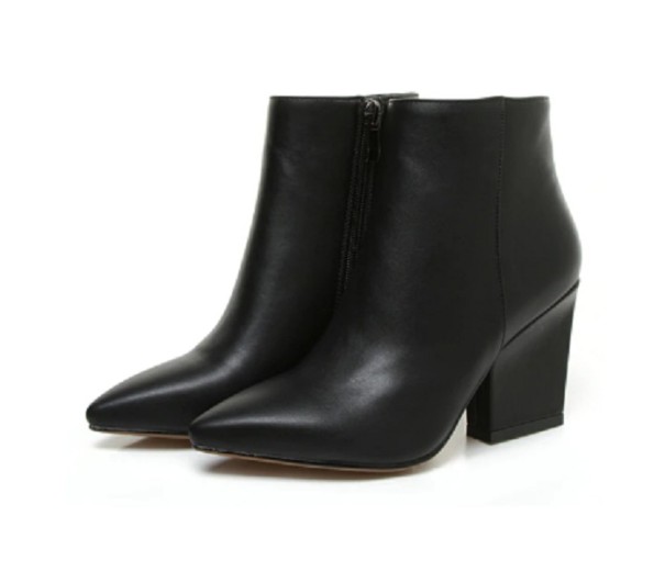 Damen-Stiefeletten mit Absatz J1099 schwarz-glänzend 42