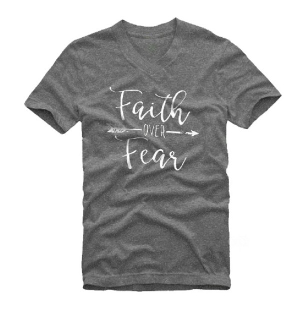 Damen-T-Shirt mit „Faith Over Fear“-Aufdruck J2424 grau L