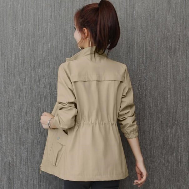 Damen Übergangsjacke mit Stehkragen und tailliertem Schnitt für Frühling und Herbst Große Taschen mit Klappe Reißverschluss Polyester beige L