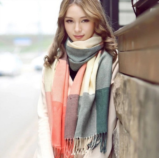 Damen-Winterschal Fiona mit Karomuster orange