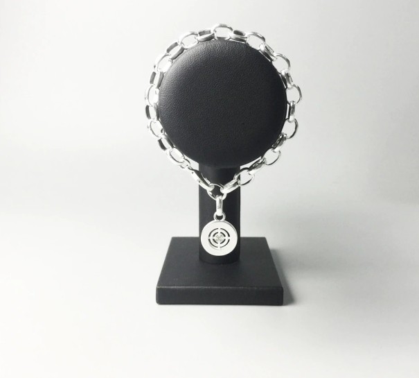 Damenarmband mit großen Schlaufen 25 cm