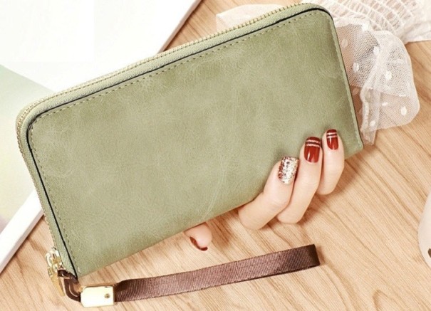 Damenbrieftasche M133 oliv Damenbrieftasche M133 oliv