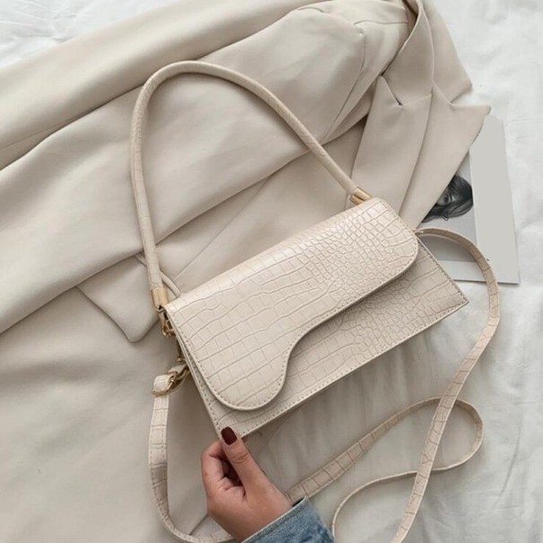 Damenhandtasche mit Schlangenlederimitat M842 beige