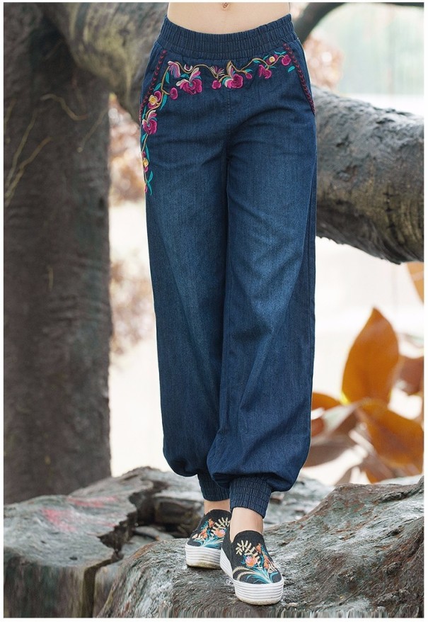 Damenjeans mit Patches S