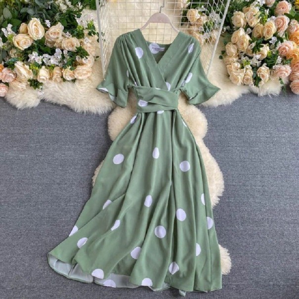 Damenkleid mit Punkten P809 grün