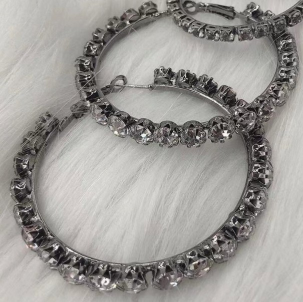 Damenohrringe Kreise mit Zirkonen G132 schwarz 4 cm