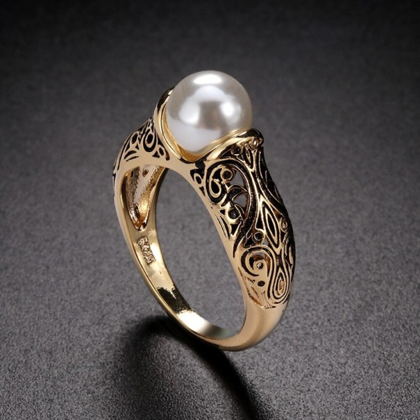 Damenring mit Perle D2970 golden 8