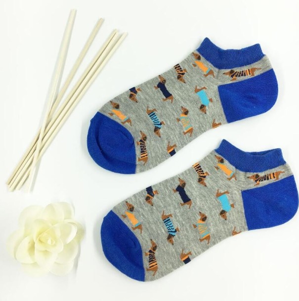 Damensocken mit Dackeln blau