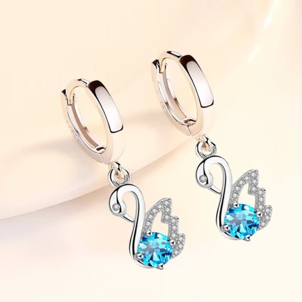 Dames creolen met zwaan blauw