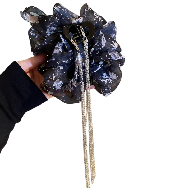 Dames haarclip Bloemenstrik met kettingen Elegante stoffen haarspeld feestelijke accessoire voor een knot of half opgestoken haar 1