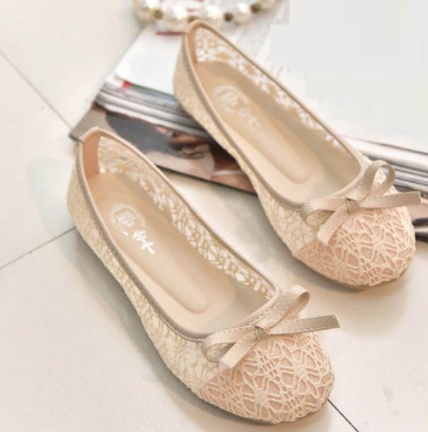 Dames kant ballerina&#39;s met strik J1115 crème 35