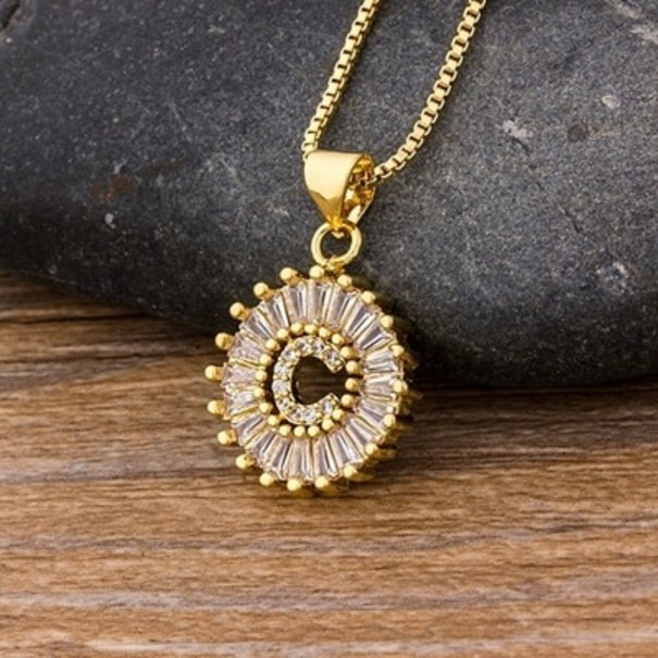 Dames ketting met alfabetletters G756 C