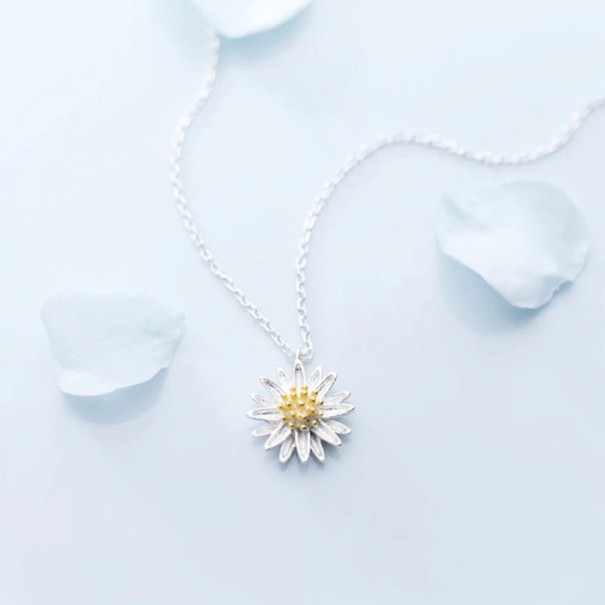 Dames ketting met bloem D849 1