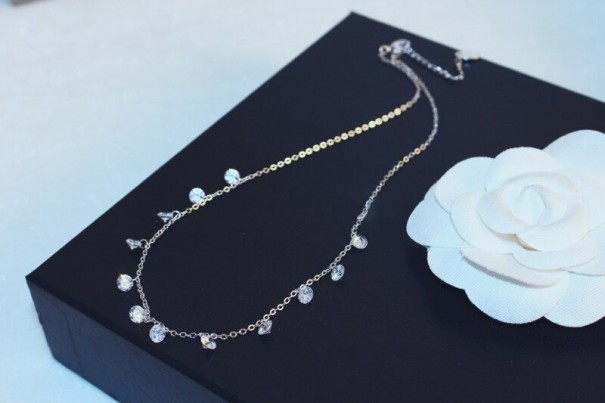 Dames ketting met zirkonen D458 zilver