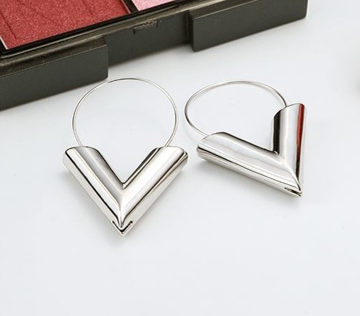Dames oorbellen hol &quot;V&quot; J1134 zilver