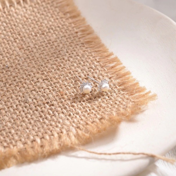 Dames oorbellen met zaden en bloemen zilver