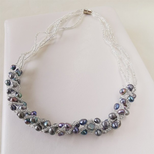 Dames parelketting M113