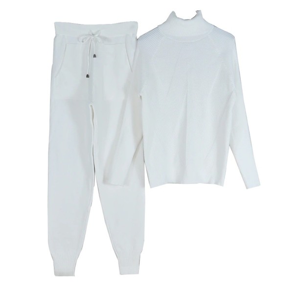 Dames trui en joggingbroek wit