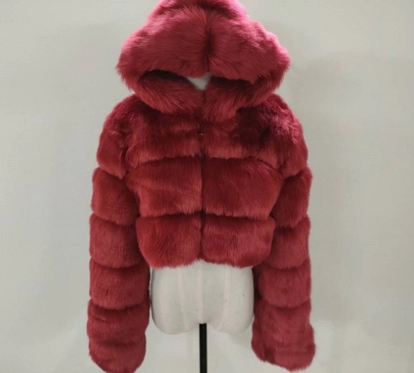 Dames winterjas van imitatiebont P1481 wijnrood M