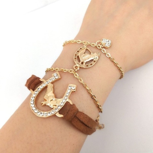 Damesarmband met paard 3 st.