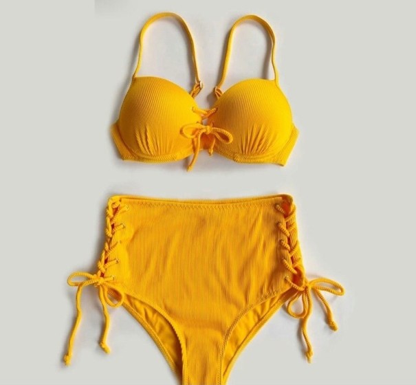 Damesbikini met veterdetail P620 geel M