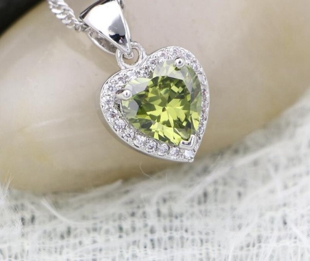 Dameshart ketting D501 olijfgroen