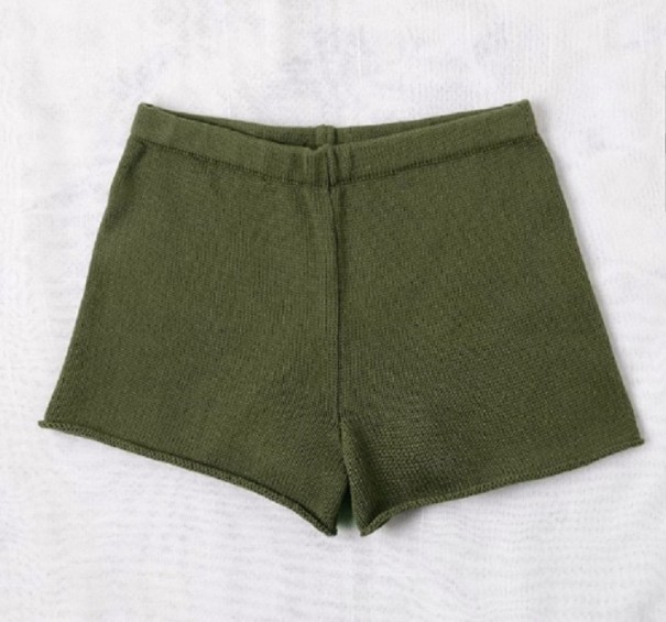 Dameshorts A888 armygrøn M