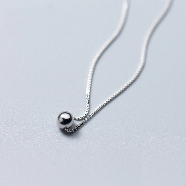 Damesketting met een bolletje 1