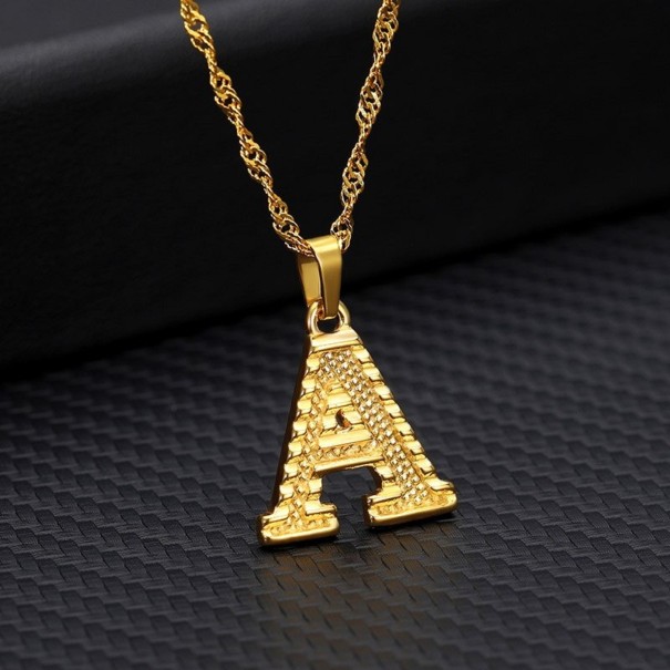 Damesketting met een letter S