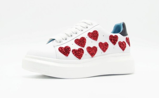 Damesneakers med hjerter 39