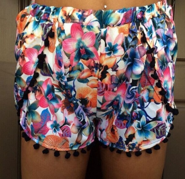 Damesommer shorts med blomstermønster XS