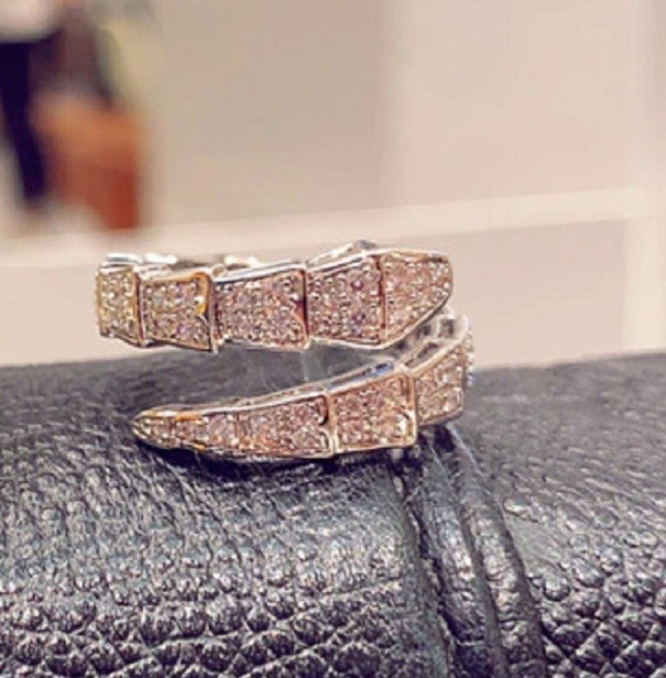 Damesring D2528 zilver