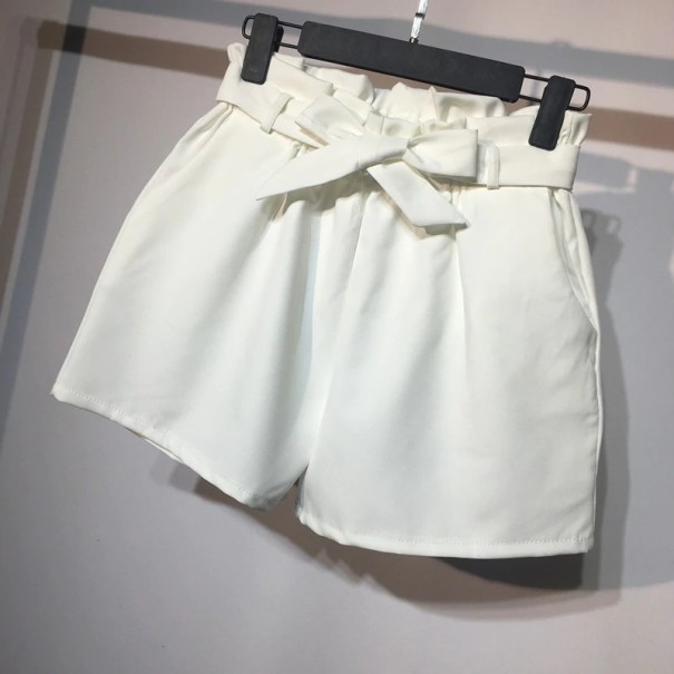 Damesshort met strik wit