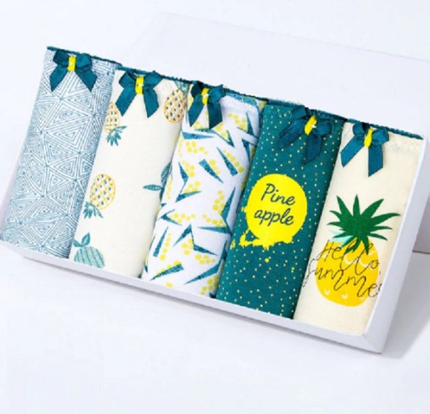 Damesslips met diverse prints - 5 st. M 15