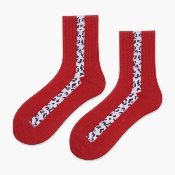 Damessokken met luipaardstrepen rood