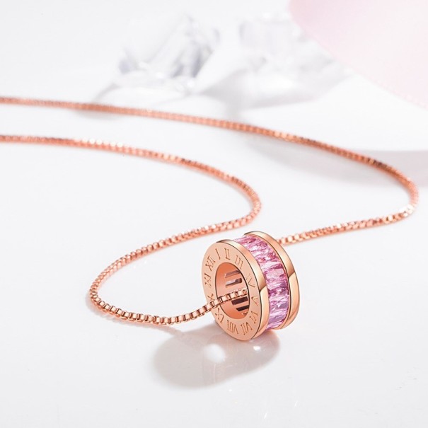 Damhalsband med cirkulärt hänge D514 gammelrosa