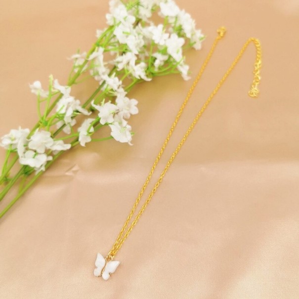 Damhalsband med fluga vit