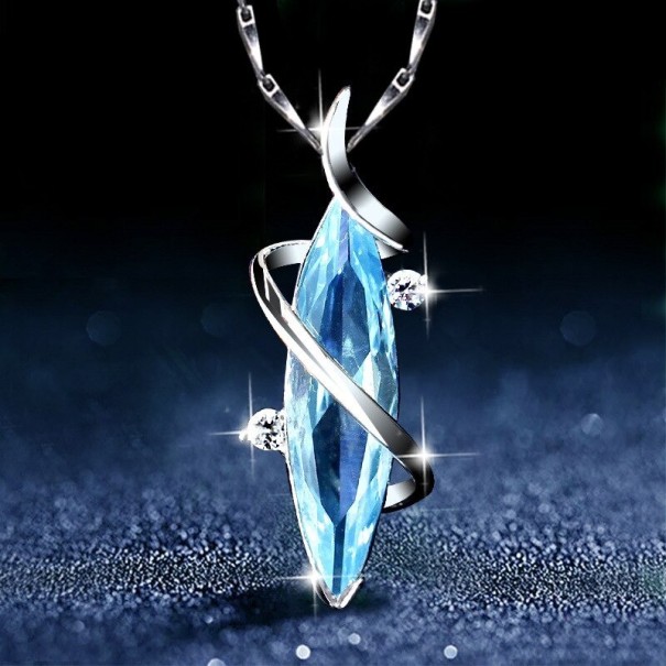 Damhalsband med hänge D718 5