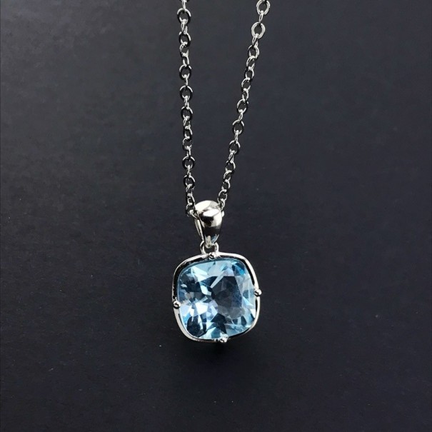 Damhalsband med hänge D796 8