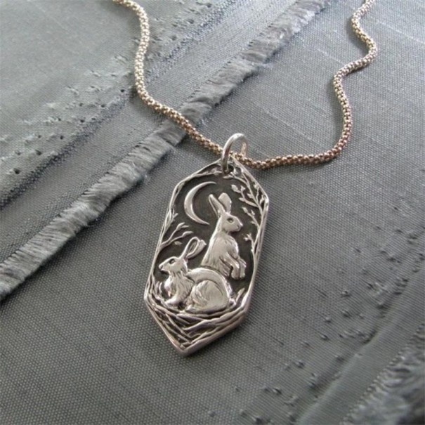 Damhalsband med kanin D320 1