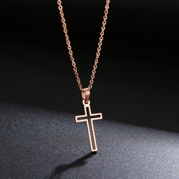 Damhalsband med kors D109
