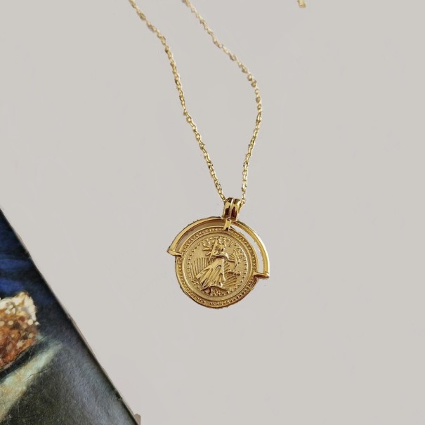 Damhalsband med medaljong 1